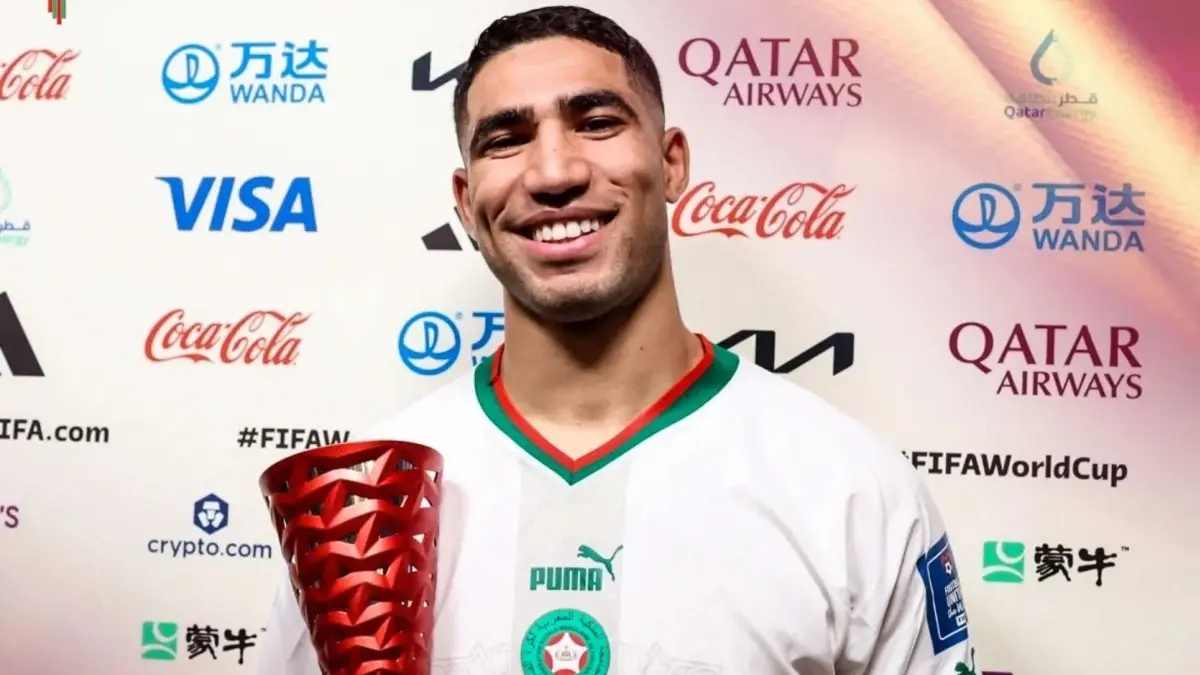 ACHRAF HAKIMI. Se apropió de la lateral derecha de Marruecos, evitando los ataques de Canadá por esa banda. Contribuyó con una asistencia en el marcador 1-2 a favor de su país.