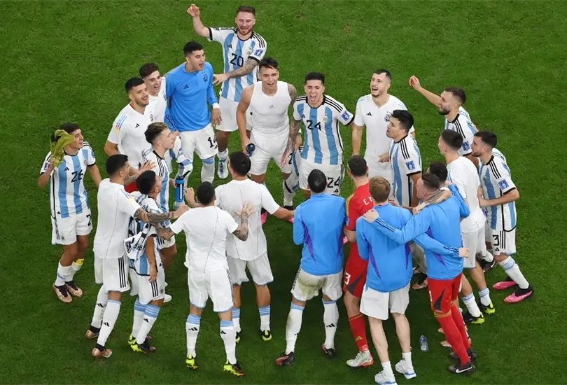 Lionel Scaloni sali&oacute; a defender a los jugadores de Argentina por las cr&iacute;ticas que recibieron 