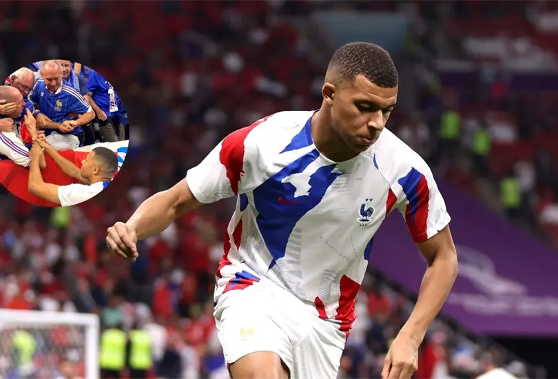 Mbapp&eacute; se acerc&oacute; a auxiliar a un aficionado que recibi&oacute; un balonazo por parte del jugador franc&eacute;s. 