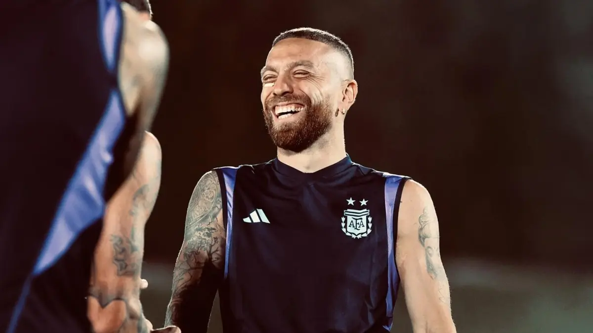 17. ALEJANDRO 'PAPU' GÓMEZ - El jugador del Sevilla dio más de qué hablar por su look semejante a David Beckham que por los 115 minutos que acumuló en la cancha.