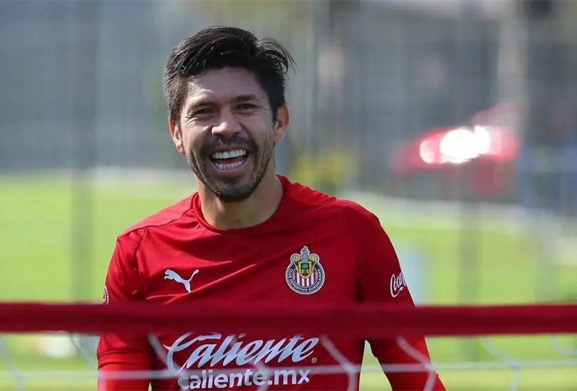 Oribe Peralta revel&oacute; el motivo que lo orill&oacute; a fichar con Chivas.