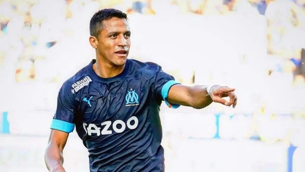 ALEXIS S&Aacute;NCHEZ. El hist&oacute;rico futbolista chileno porta su nombre debido a que a temprana edad sufri&oacute; el abandon&oacute; de su padre por lo que prefiri&oacute; dejar descartar su apellido.