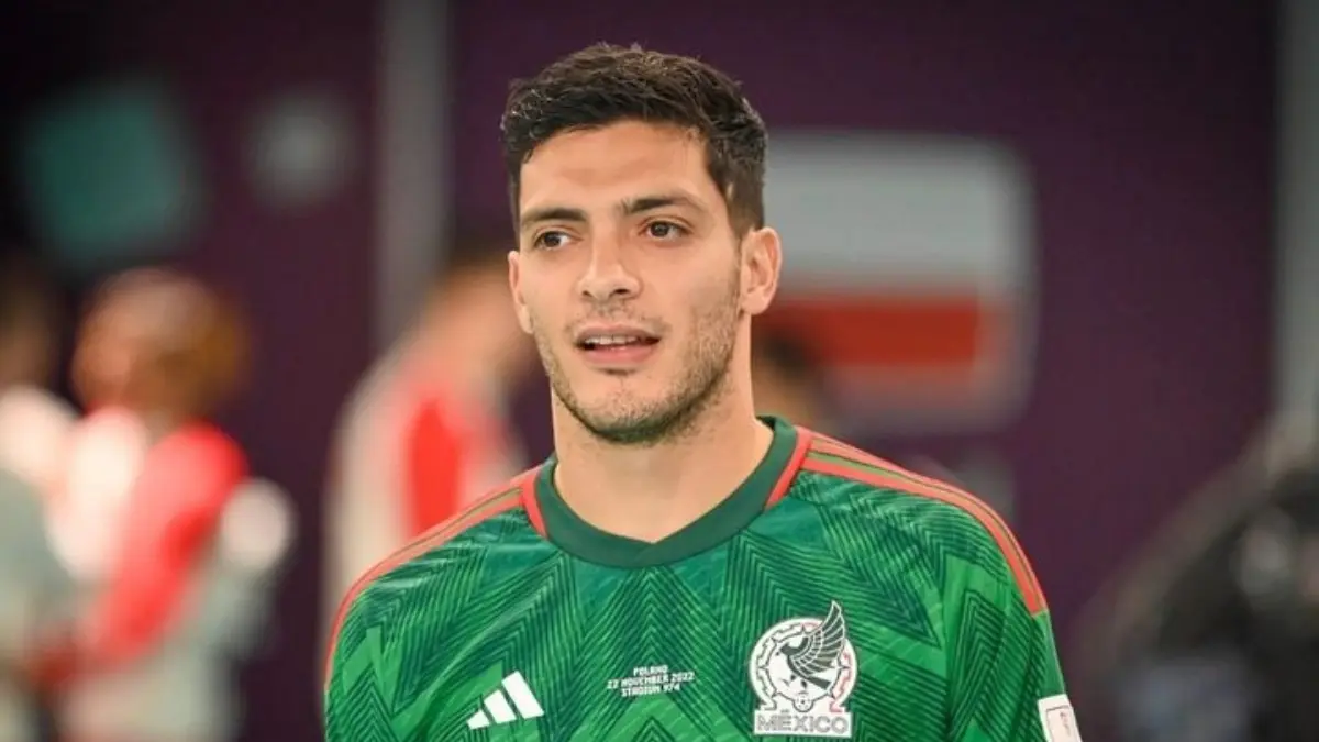 RA&Uacute;L JIM&Eacute;NEZ. El delantero mexicano prefiere usar su nombre antes que su apellido por mera cuesti&oacute;n de reconocimiento y facilidad para memorizaci&oacute;n de su persona.