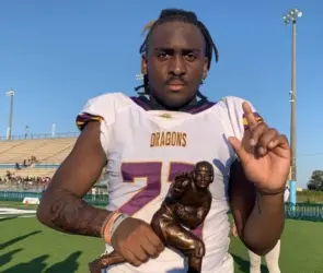 ¿12 años? El es Jeremiah Johnson, el niño que sorprende en el futbol americano infantil