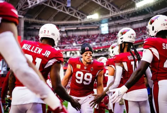 JJ Watt anunció su retiro de la NFL y se va con una colección de logros con Houston y Arizona.