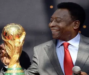 Pelé y sus negocios fuera del futbol: desde bienes raíces hasta videojuegos