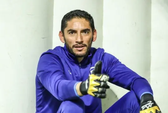 Jesús Corona lleva más de 15 años jugando para el Cruz Azul de la Liga MX.