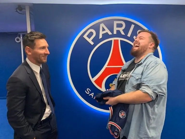 Ibai Llanos en el día de la presentación de Messi con el PSG - @ibaillanos