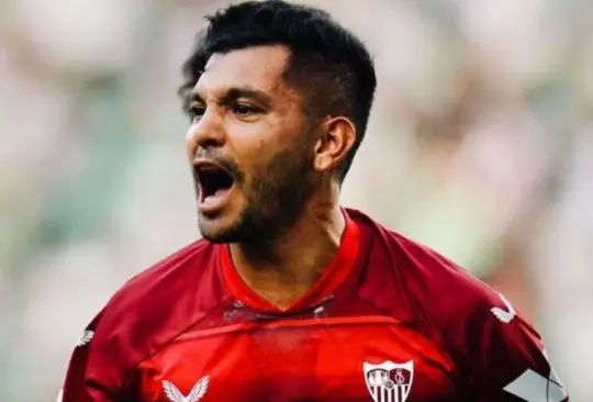 Tecatito Corona busca recuperar el nivel que tenía previo a su lesión con el Sevilla. Tecatito Corona busca recuperar el nivel que tenía previo a su lesión con el Sevilla.