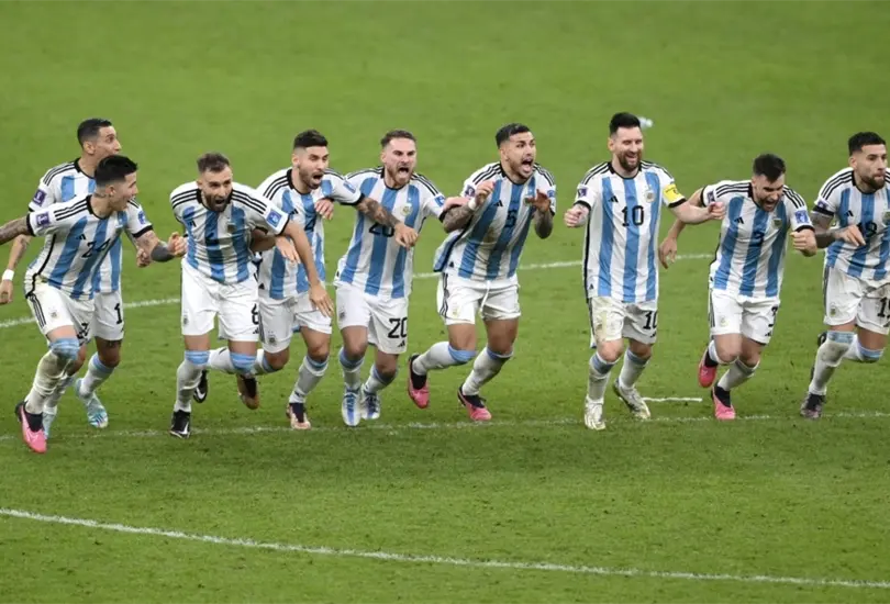 Los futbolistas de Argentina se burlaron de los jugadores de Pa&iacute;ses Bajos tras ganar en penales.