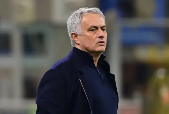 Mourinho explota contra los jugadores de la Roma: Les faltan hu...