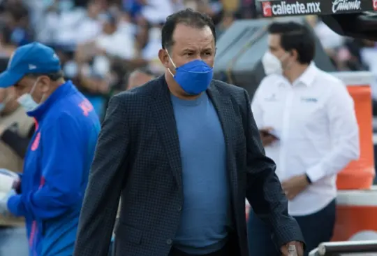 Lo que se sabe sobre la supuesta renuncia de Juan Reynoso al Cruz Azul