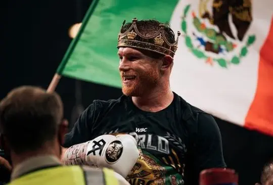 Canelo Álvarez podría pelear en el Estadio Azteca ante Golovkin