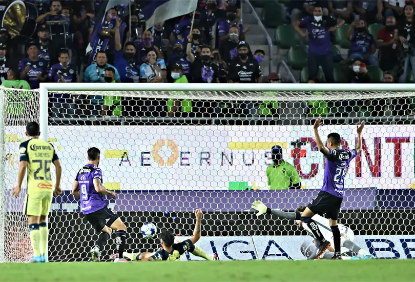 Culpan a Ochoa y Valdez por equivocarse en los goles del Mazatlán Culpan a Ochoa y Valdez por equivocarse en los goles del Mazatlán
