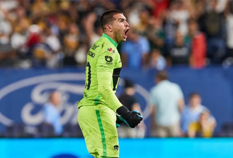&iquest;C&oacute;mo le ha ido a Julio Gonz&aacute;lez cuando defiende la porter&iacute;a de Pumas?