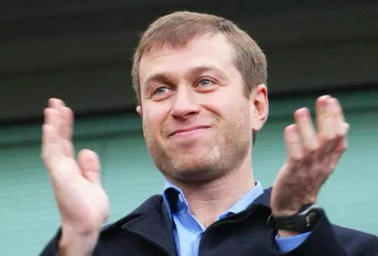 Roman Abramovich renuncia a la administración del Chelsea