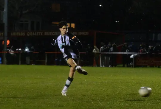 Santiago Muñoz anota de penal en el triunfo del Newcastle Sub-23 Santiago Muñoz anota de penal en el triunfo del Newcastle Sub-23