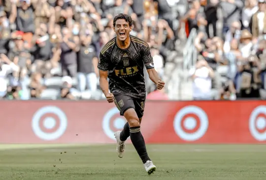 Carlos Vela se luce con hat-trick en el debut del LAFC en la MLS 2022