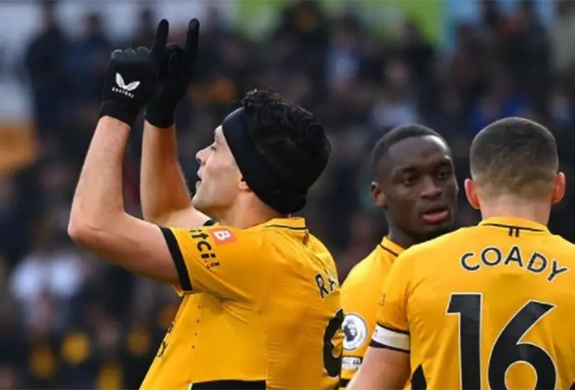 Jim&eacute;nez festej&oacute; su gol