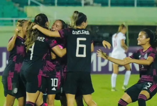 El Mini Tri Femenil celebra su pase al Mundial.