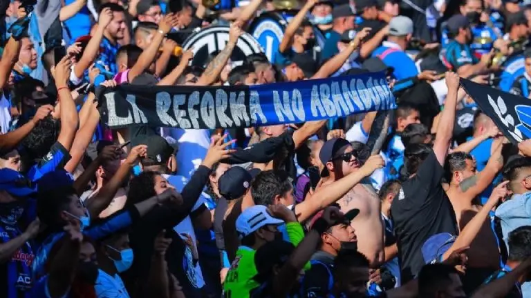 Mikel Arriola prohibió el acceso a los Estadios a las porras visitantes.