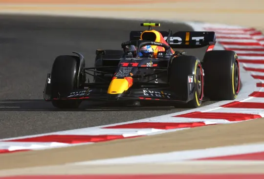 Checo Pérez tuvo participación en las prácticas del GP de Bahréin Checo Pérez tuvo participación en las prácticas del GP de Bahréin