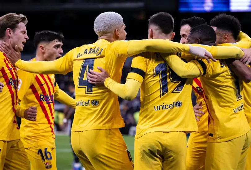 &iexcl;La Xavineta va! Barcelona aplasta al Real Madrid en el Santiago Bernab&eacute;u
