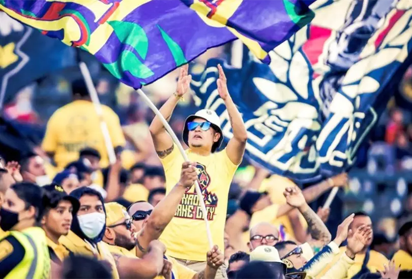 Aficionados del Am&eacute;rica en el estadio