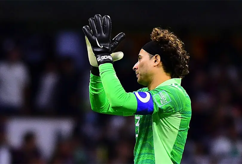 Ochoa ataj&oacute; un par de disparo
