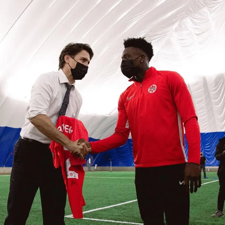 @alphonsodavies