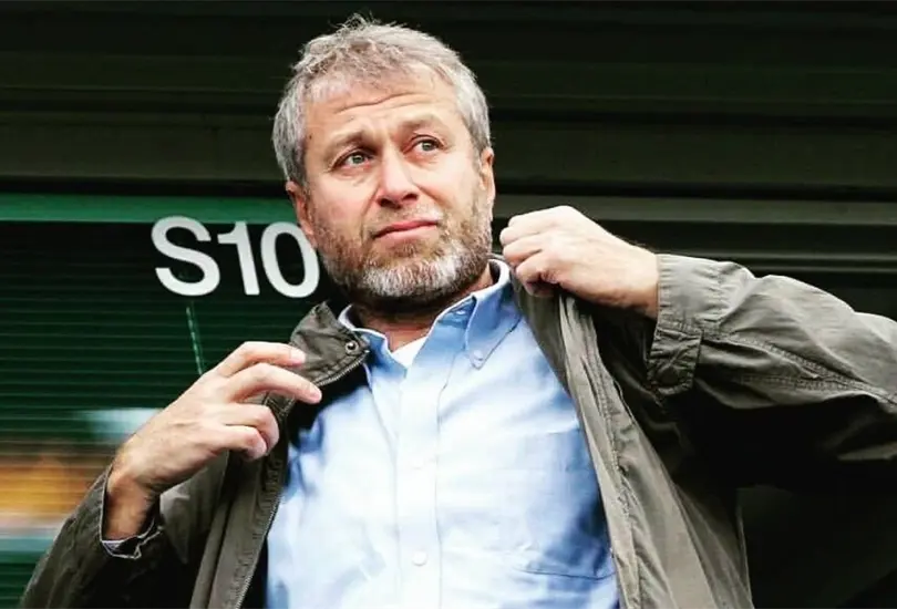 Abramovich supuestamente aceptó una petición ucraniana para ayudar a negociar el fin de la invasión rusa. Abramovich supuestamente aceptó una petición ucraniana para ayudar a negociar el fin de la invasión rusa.