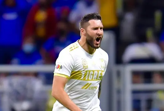 Gignac celebra uno de sus tantos en México