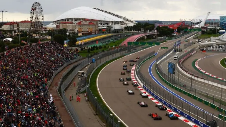 El GP de Rusia se iba a correr en septiembre del 2022 - Archivo Referee