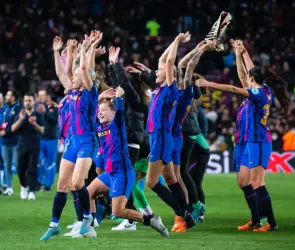 ¡Locura en la Champions Femenina! Récord mundial y golazos en el Barca - Madrid