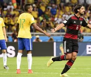 Khedira cuenta cómo Löw los ´amenazó´ para que respetaran a Brasil en 2014