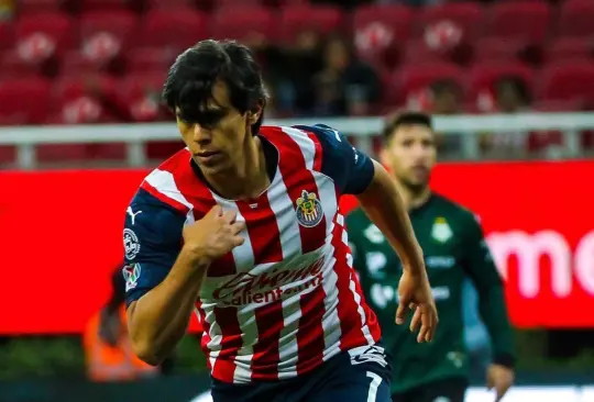 Macías rompe sequía de un año y le da triunfo a Chivas sobre Santos