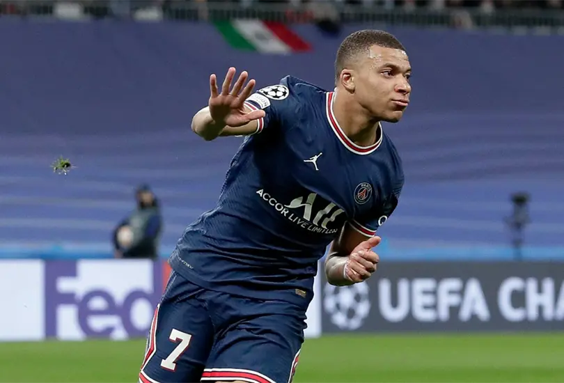 Kylian Mbapp&eacute; vuelve a anotarle al Real Madrid y acerca al PSG a cuartos