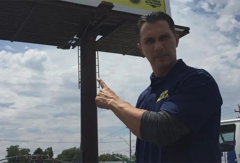 El ex directivo se despidi&oacute; de jugadores y cuerpo t&eacute;cnico de Quer&eacute;taro.