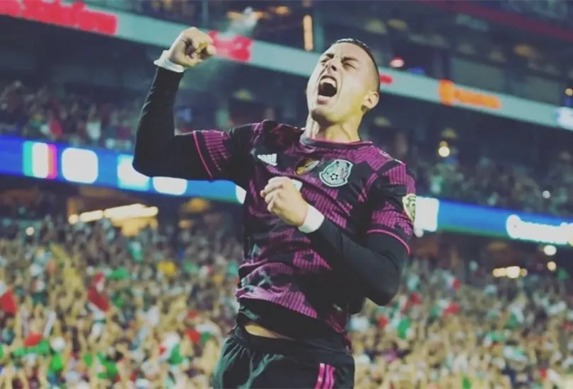 El delantero de Rayados anhela acudir al Mundial de Qatar 2022 con la Selecci&oacute;n Mexicana y marcarle a Argentina.
