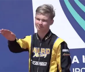 Piloto ruso es expulsado de su equipo tras hacer saludo nazi