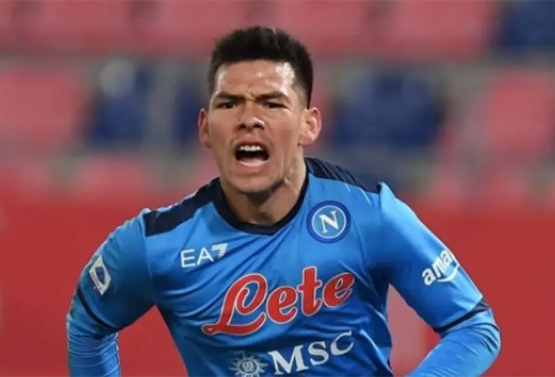 Lozano tiene contrato con Napoli hasta 2024