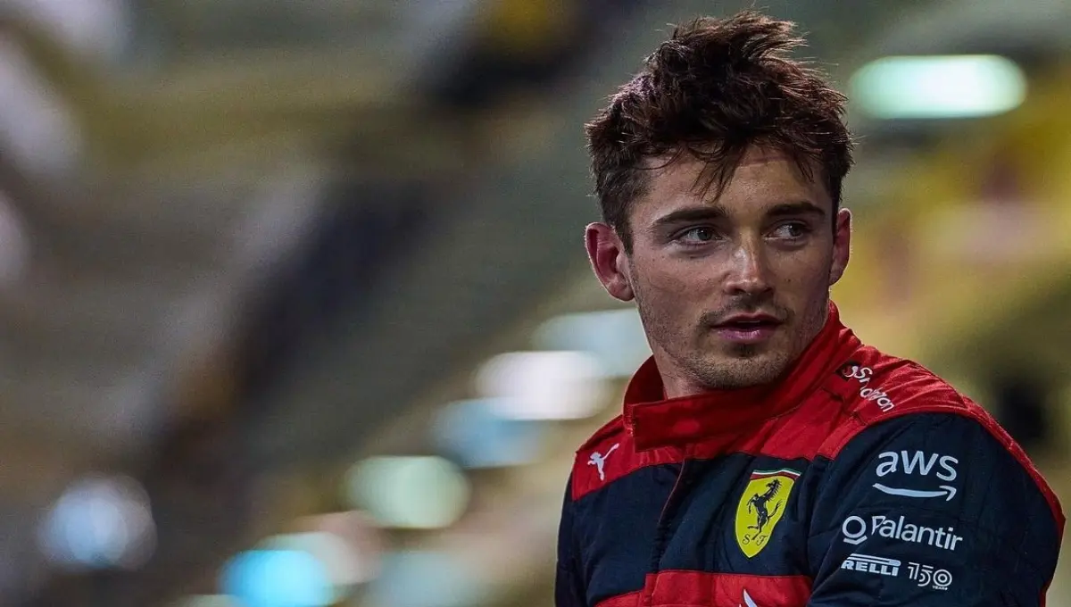 Charles Leclerc tiene 24 a&ntilde;os es de Montecarlo, M&oacute;naco. Su escuder&iacute;a es Ferrari.