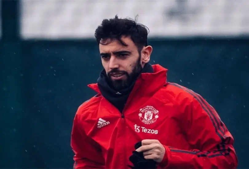 Bruno Fernandes sufri&oacute; el accidente antes del entrenamiento con el Manchester United.
