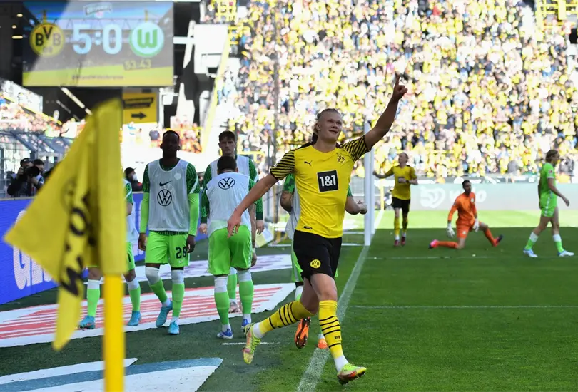 Erling Haaland es uno de los futbolistas m&aacute;s deseado de varios clubes. 