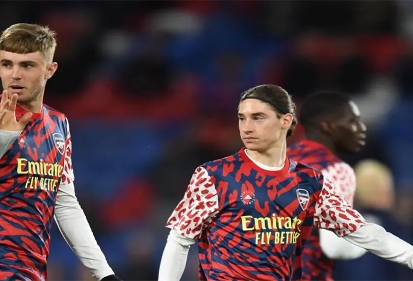 Marcelo Flores estuvo en la banca para el duelo contra el Crystal Palace de la Premier League. 