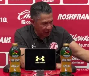 Ambriz se disculpa con afición de Toluca; Pietrasanta dice que es un impostor