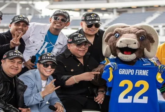 El Grupo Firme estuvo en el SoFi Stadium.