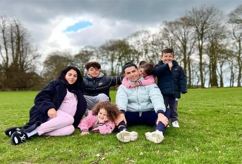 Cristiano Ronaldo y Georgina Rodr&iacute;guez dieron una gran sorpresa a sus seguidores.