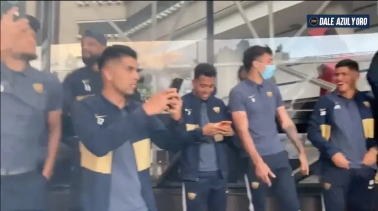 Los jugadores se emocionaron con el apoyo de la afición. (Captura de pantalla)
