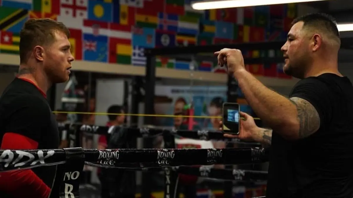 En su única pelea bajo el mando de Eddy Reynoso, entrenador del Saúl ´Canelo´ Álvarez, Ruiz derrotó a Chris Arreola en abril del 2021, pero no ha vuelto a subir al ring. 